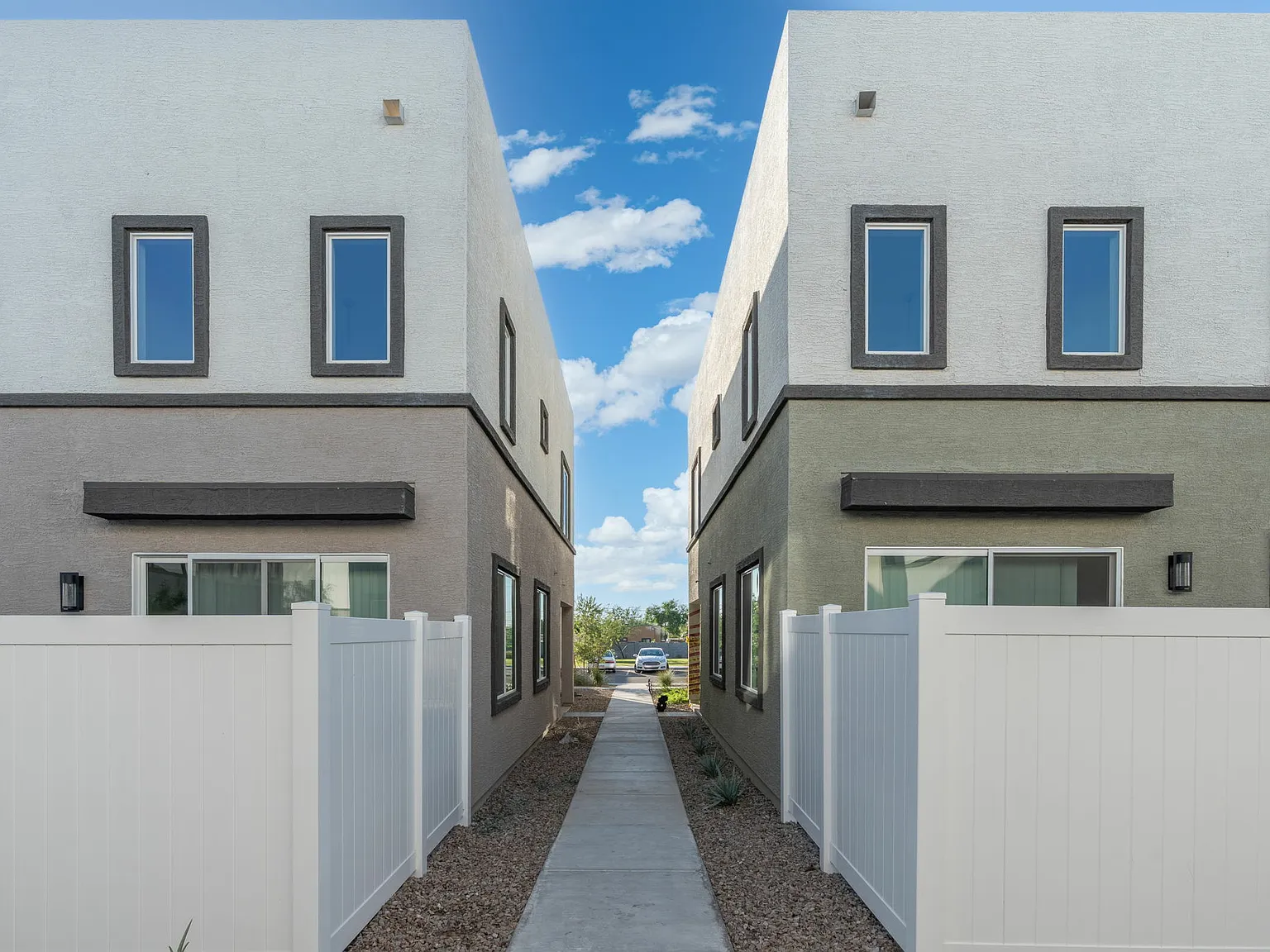 Raymond Place Townhomes — Photo 2