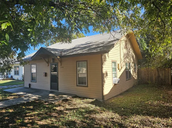 2104 Avenue E, Brownwood, TX 76801
