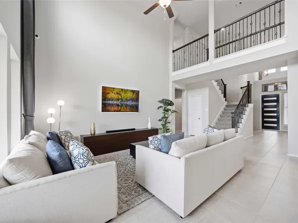 1334 Wild Mustang Trl, Richmond, TX 77406