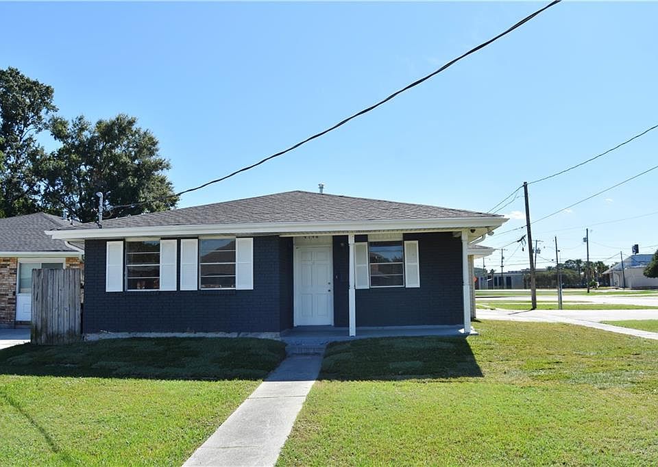1st image of 4748 Newlands St