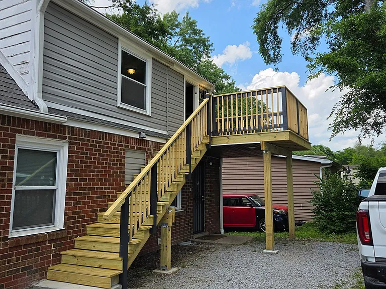 853 Gallavista Ave — Photo 4
