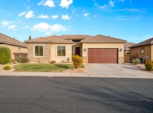 3922 W Mitchell Dr, Santa Clara, UT 84765