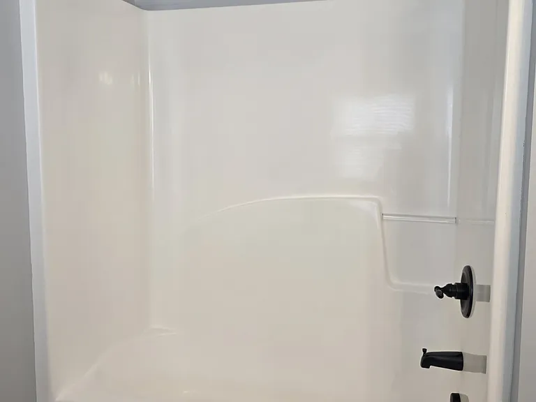 8809 Crenshaw Dr — Photo 38