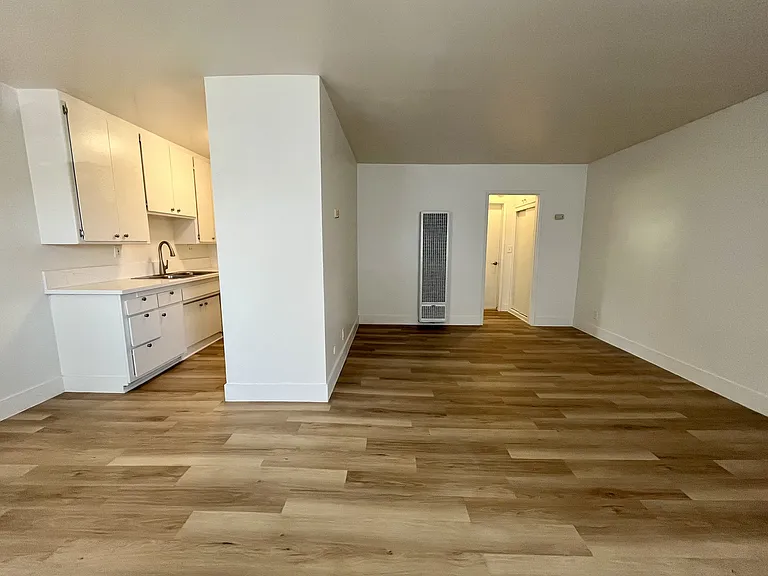 3330 Chapman St #11 — Photo 9