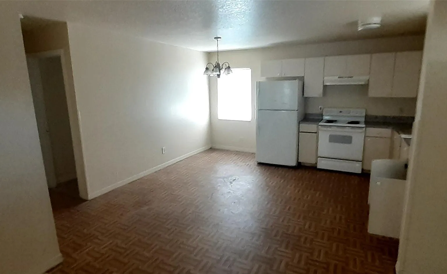 4 bed, 1500 sqft, $1,995 — Photo 4
