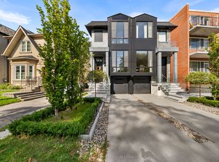 16B Kenrae Rd, Toronto, ON M4G1Y1