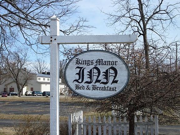 5th image of 1826 Church St