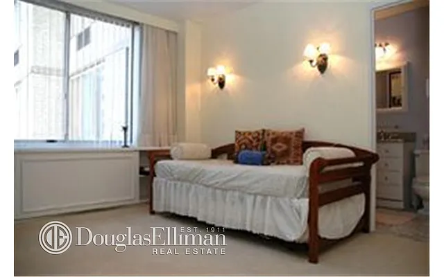 Rented by Douglas Elliman | media 51