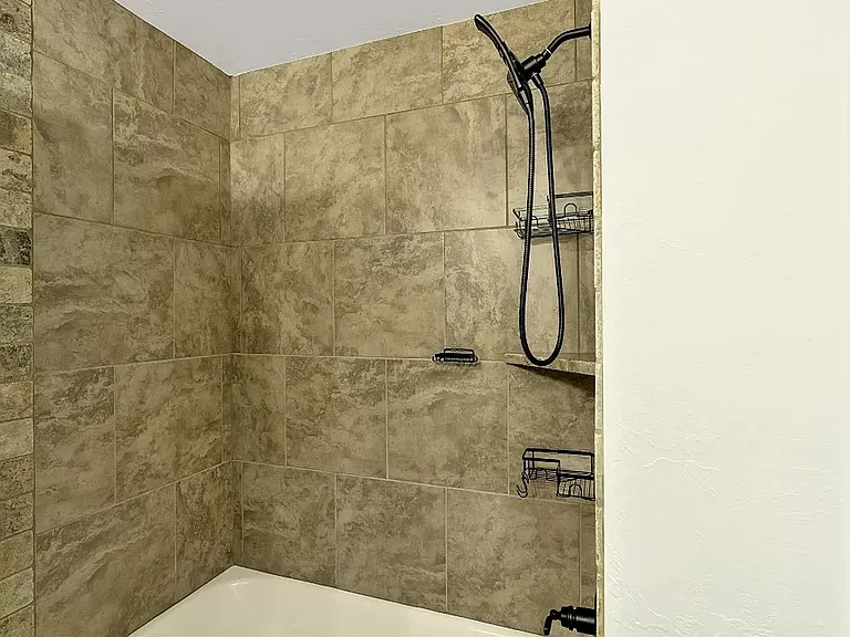 4609 McCann Ave — Photo 12