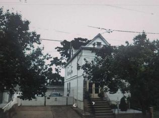 68 Monroe St, Garfield, NJ 07026