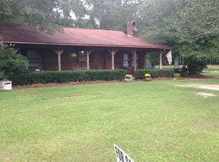 27 Gaines Creek Brewer Rd, Richton, MS 39476