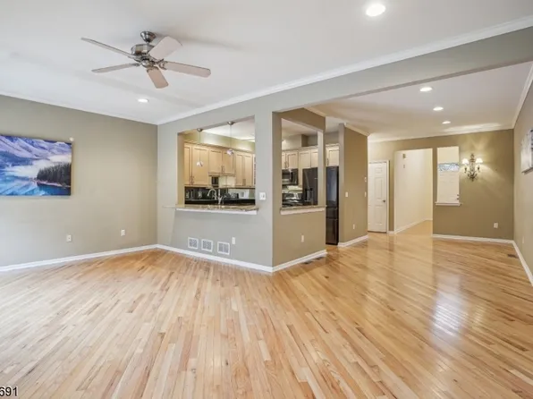 114 Jillian Blvd, Parsippany-Troy Hills Twp., NJ 07054