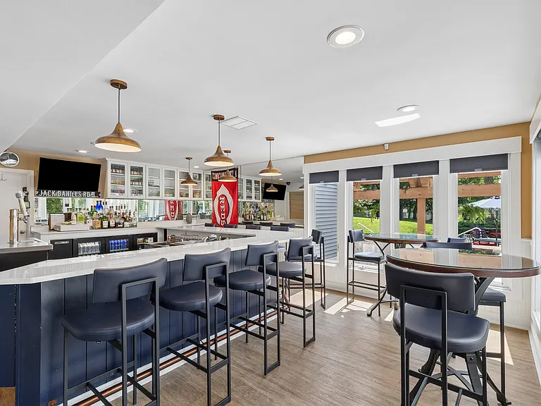 Harpers Point Apartments* — Photo 19