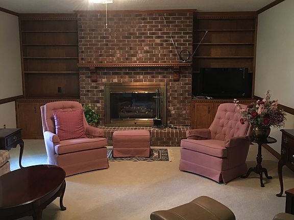 Den w/brick Fireplace 