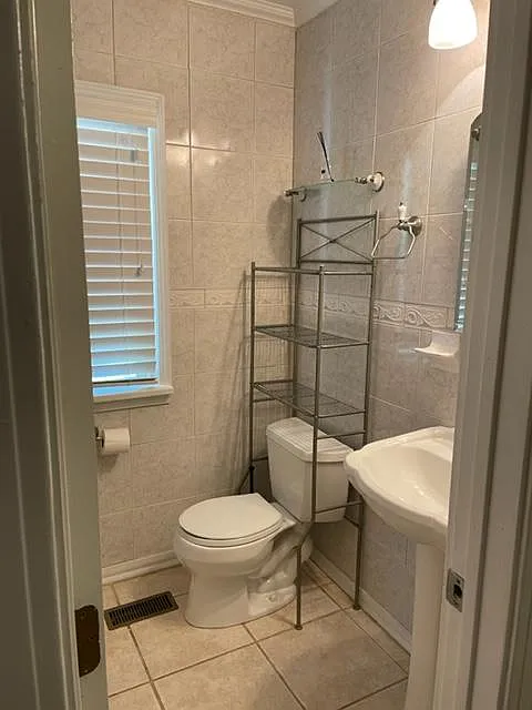 2 bed, 904 sqft, $1,500 — Photo 4