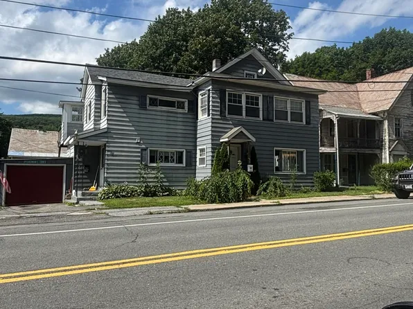 457 W Main St, North Adams, MA 01247
