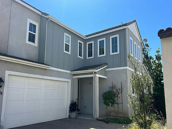 2nd image of 1074 Camino Marcela