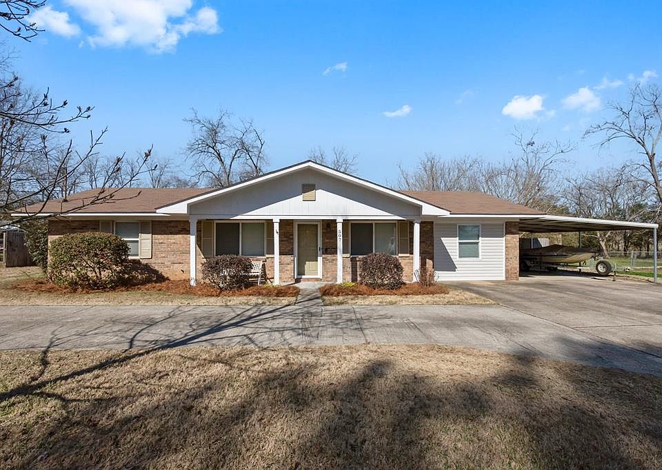 507 E Church St, Headland, AL 36345 Zillow