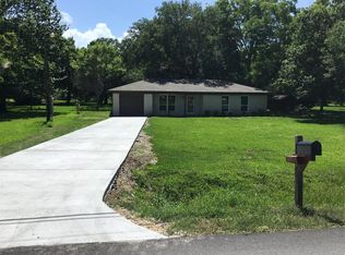 811 Thompson Rd, Alvin, TX 77511