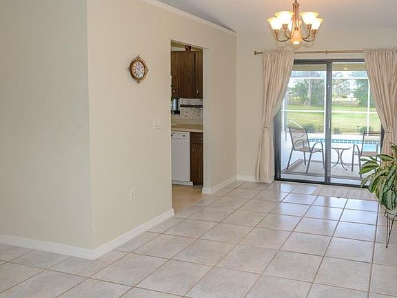 4th image of 3840 Cord Ave