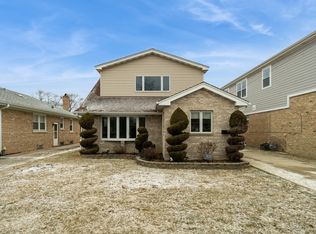 7420 W Strong St, Harwood Heights, IL 60706