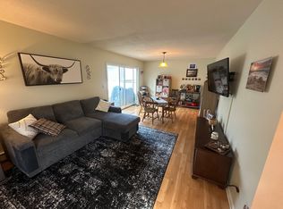 193 Ledgewood Cir #102, Burlington, VT 05401