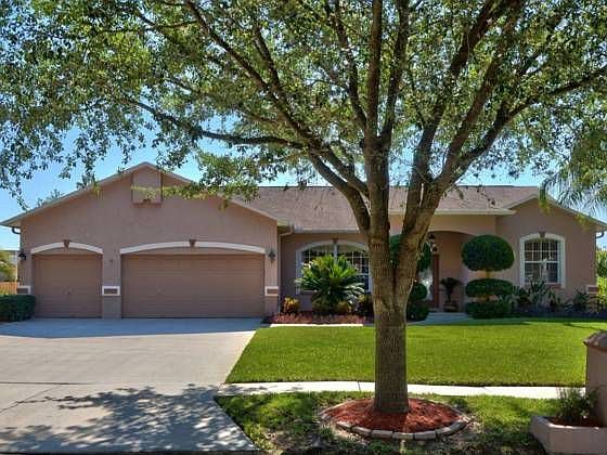 1st image of 2711 Bent Leaf Dr