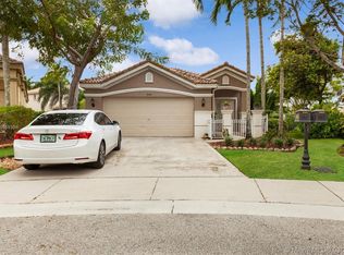 986 Golden Cane Dr, Weston, FL 33327