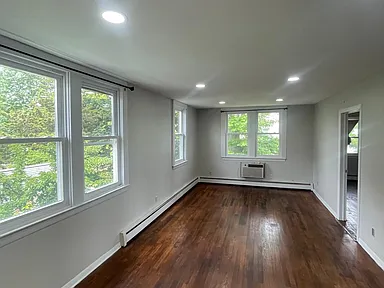 141 Liberty #2R — photo 3 of 4