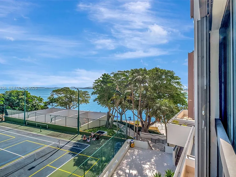 2333 Brickell Ave #305 — Photo 41