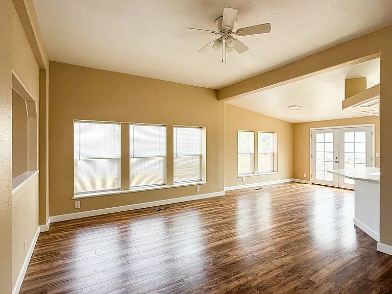 6477 Boulder Way — Photo 16