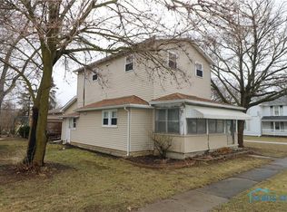 Maple St, Stony Ridge, OH 43463