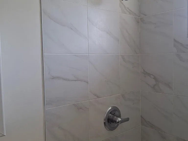 829 W Duarte Rd #B — Photo 4