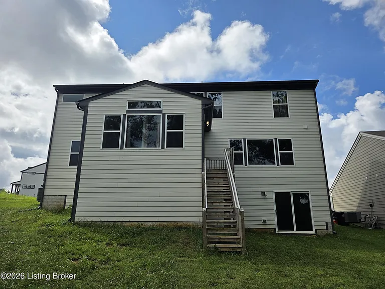 108 Strawberry Field Dr — Photo 36