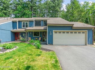16 Snowberry Rd, Malta, NY 12020