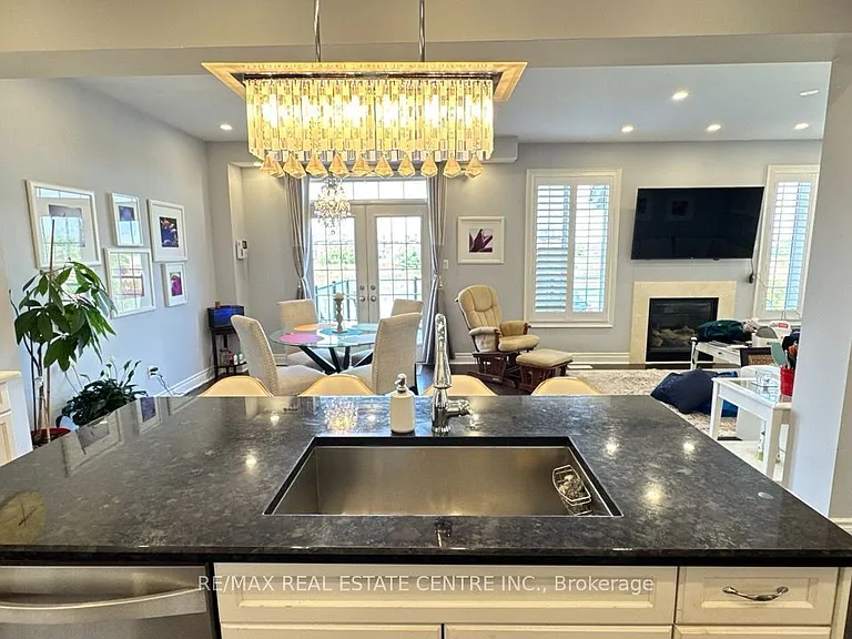 13 Alister Dr #MAIN UPPER — Photo 14