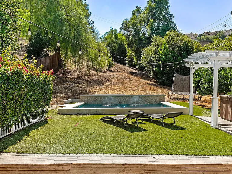4949 San Feliciano Dr — Photo 25