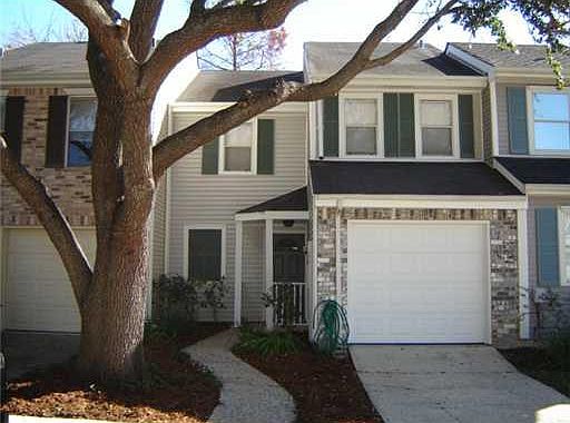 1st image of 921 Old Metairie Pl