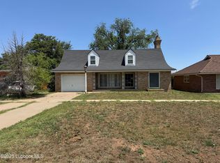 1404 W 7th St, Plainview, TX 79072