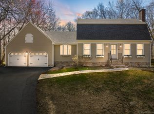 48 Forsyth Rd, Oakdale, CT 06370