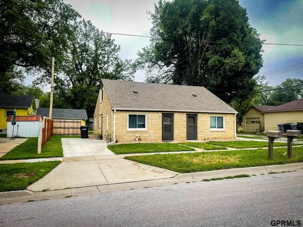 924 N 35th St, Lincoln, NE 68503