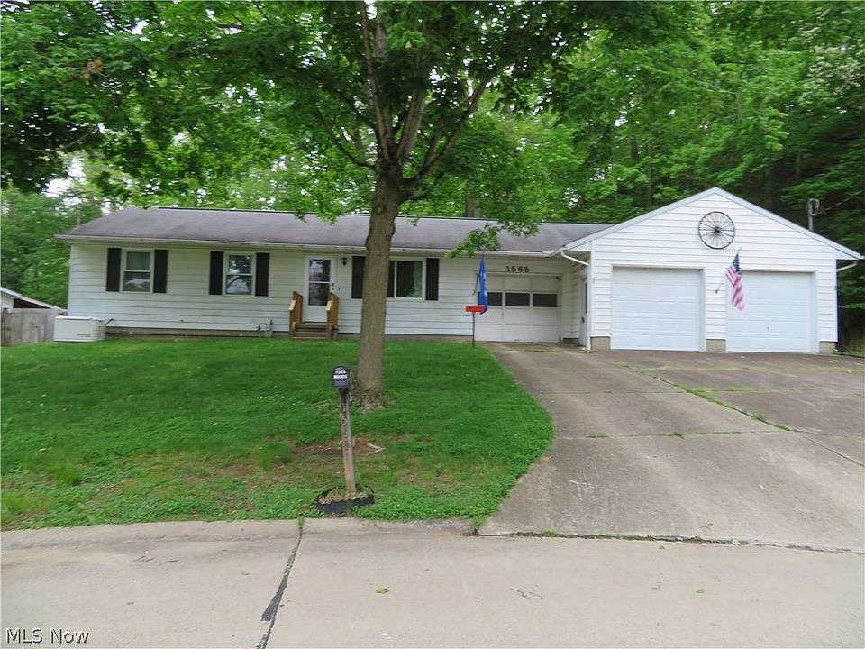 1st image of 1565 Woodcrest Dr