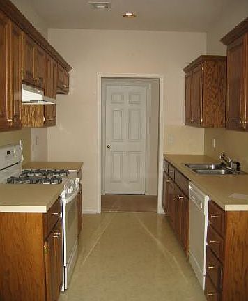 5th image of 3812 Windgate W