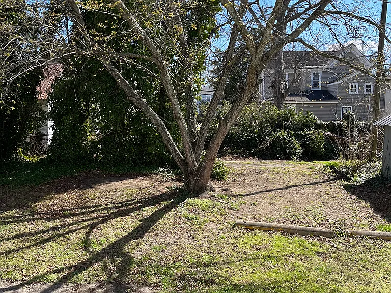 409 Lee St — Photo 9