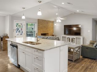 3011 Tanglewood Dr, Commerce, TX 75428