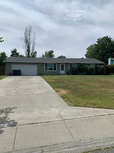 4911 Dove Ln Photo 1