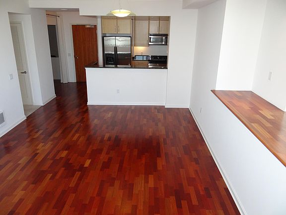5th image of 400 Beale St APT 2505