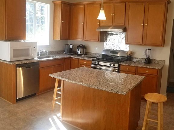 2nd image of 216 Arboretum Ln