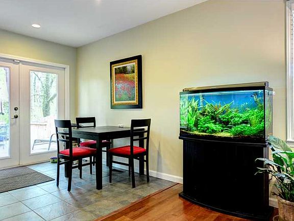 5th image of 2765 Skyland Dr NE