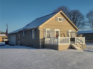 202 Hazen Ave E, Ellwood City, PA